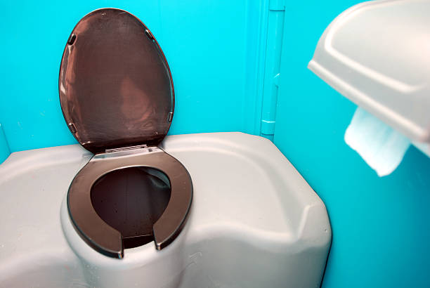Best Affordable portable toilet rental  in Riverdale, GA